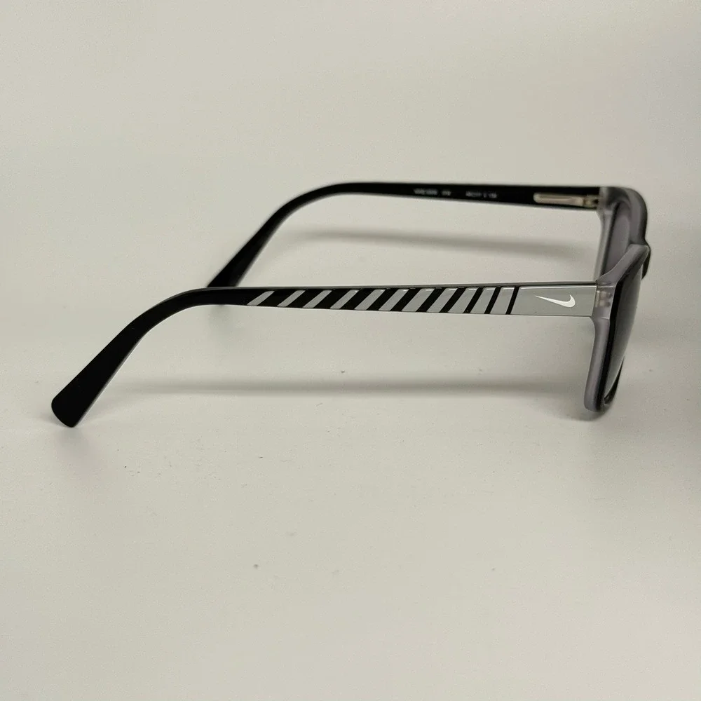 Nike‎ 5509 018 Rectangular Sunglasses Matte Black Grey Striped Temples 48-17-130